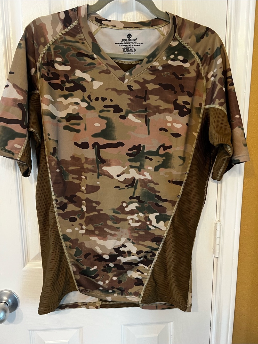 EmersonGear Multicam Tactical Compression Mesh Shirt Men’s Medium